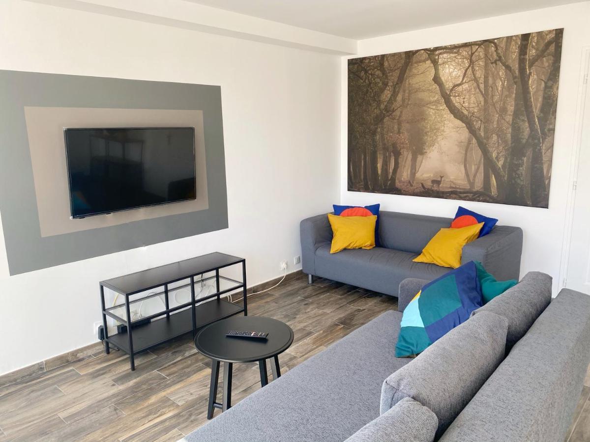 22 Chic & Cosy Grand Appart 92M2 Parking Gratuit Hypercentre Netflix 생테티엔 외부 사진